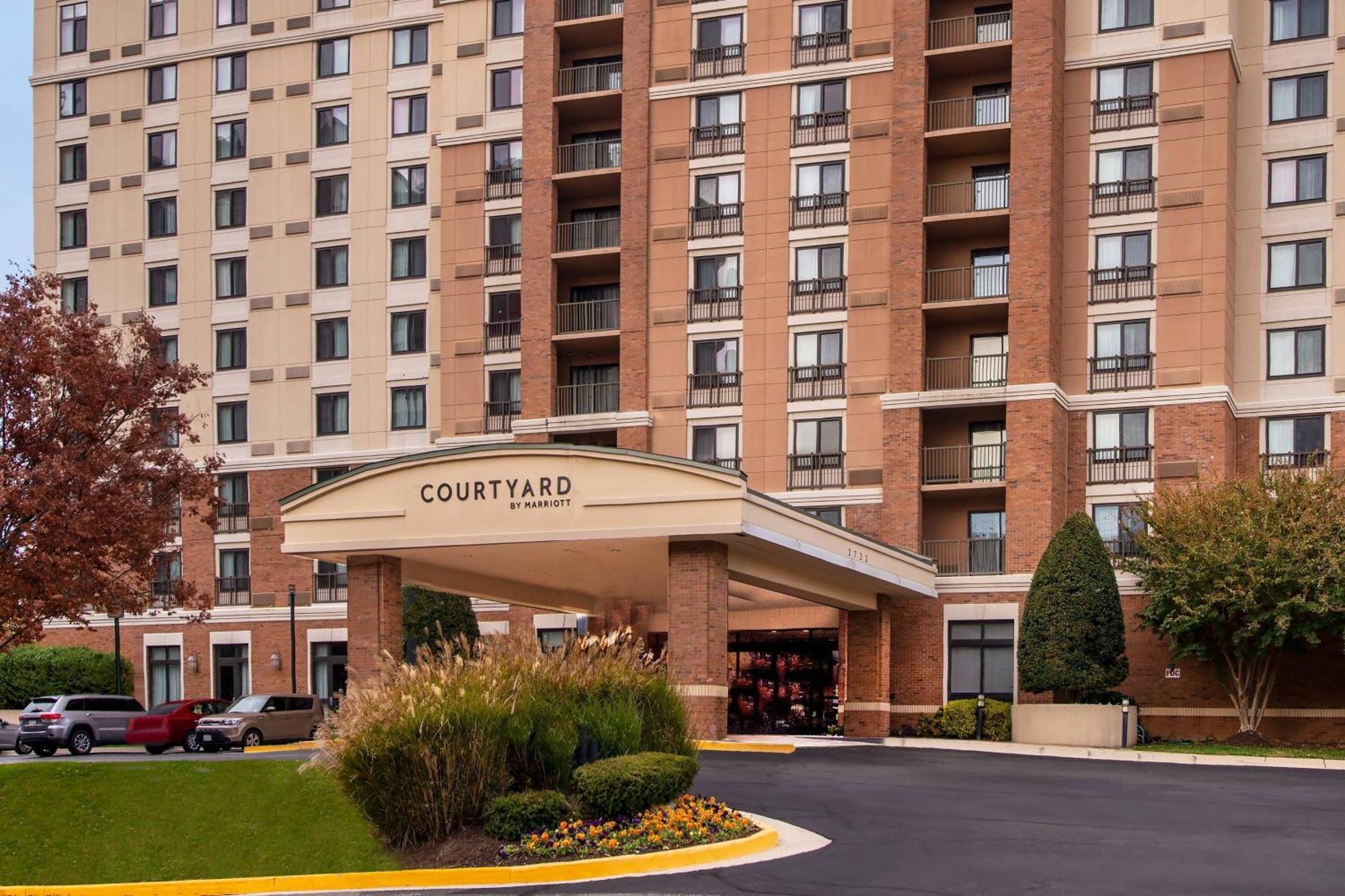 Courtyard Dunn Loring Fairfax Hotel Merrifield Exterior photo